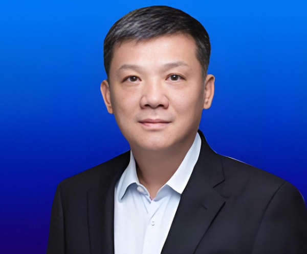 金诚无忧 财政厅科员下海造中国芯, 36岁破复读机垄断, 4次转型市值超600亿